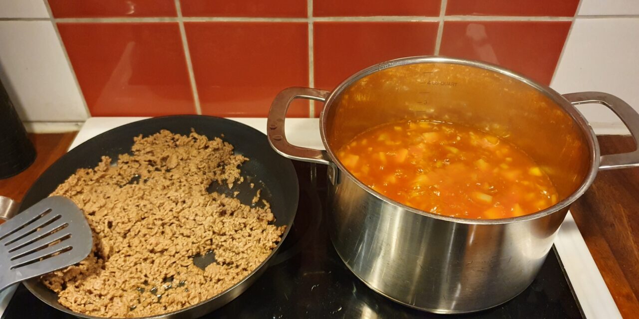 Gulaschsoppa med köttfärs